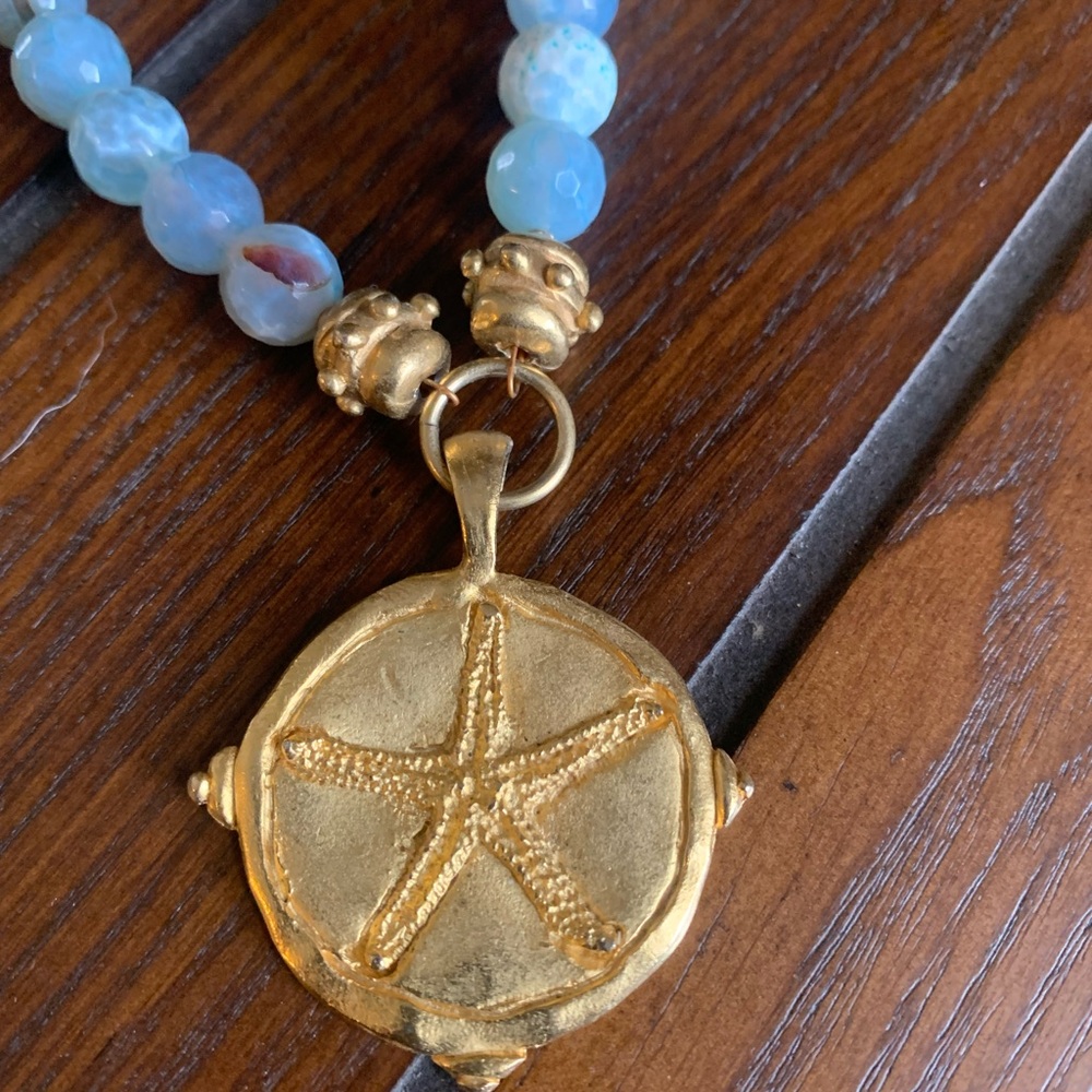 Susan Shaw blue agate starfish necklace